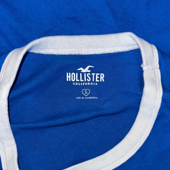 Hollister Blue and White baby Tee - Picture 2 of 3